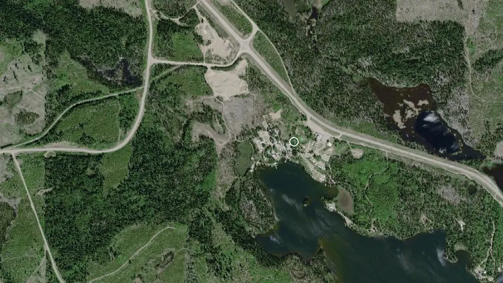 Aerial view of Bednesti Lake Resort and surroundings