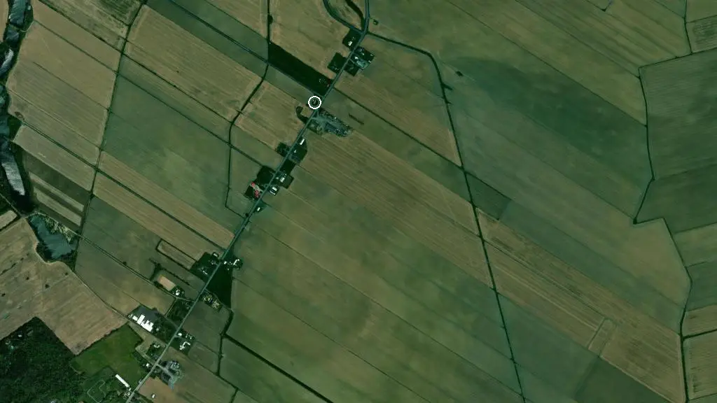 Aerial view of Camping Lac Mineur and surroundings