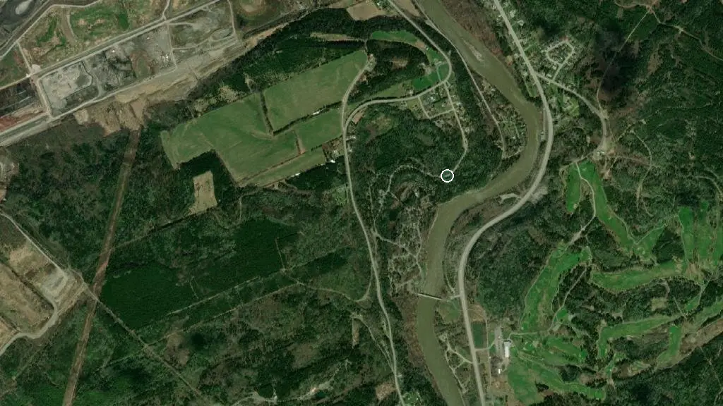 Aerial view of Camping Rivière Matane and surroundings