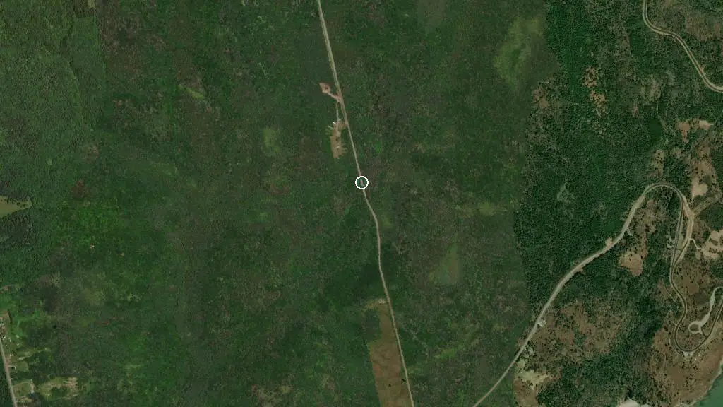 Aerial view of Tobi's Hideaway and surroundings
