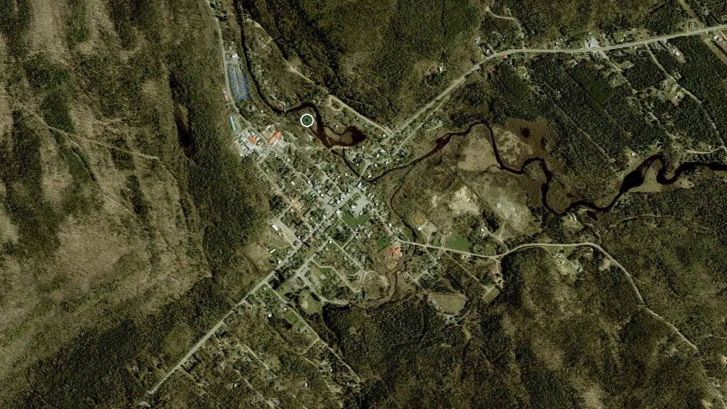 Aerial view of Parc Nature Émélinois and surroundings