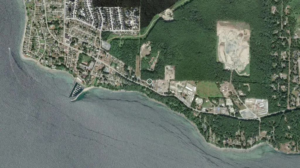 Aerial view of Seaside Villa Motel & Trailer Park and surroundings