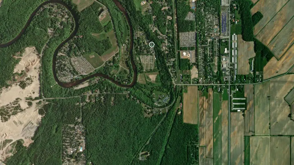 Aerial view of Camping Aventure Sentinelle and surroundings