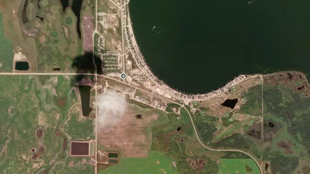Aerial view of Leslie Beach Regional Park and surroundings