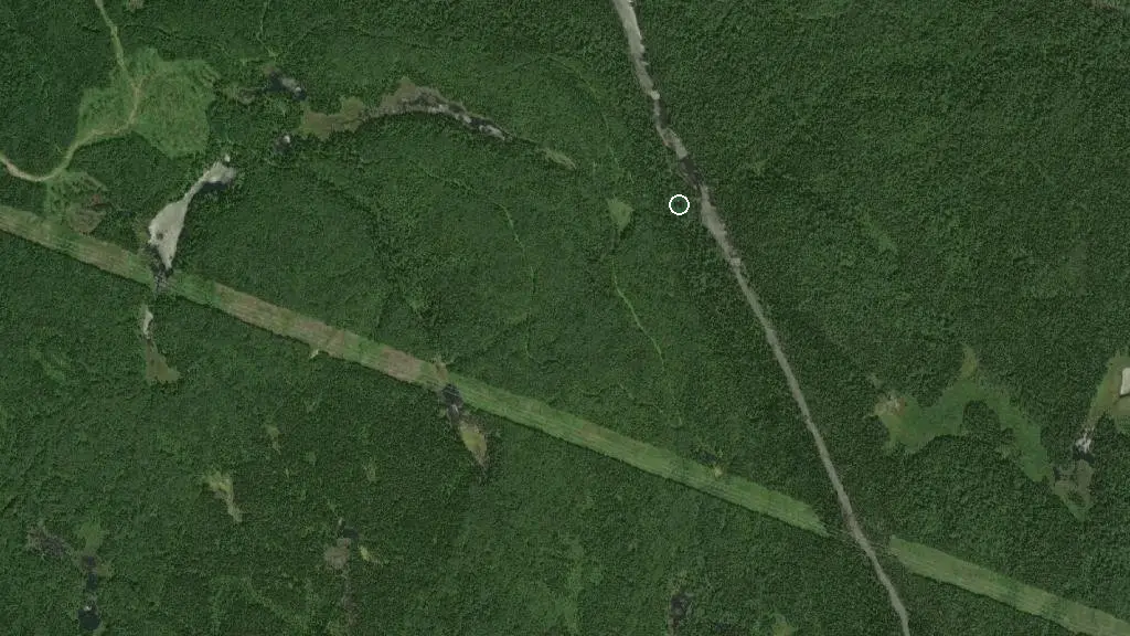 Aerial view of Refuge 3 - Plateforme 1 and surroundings