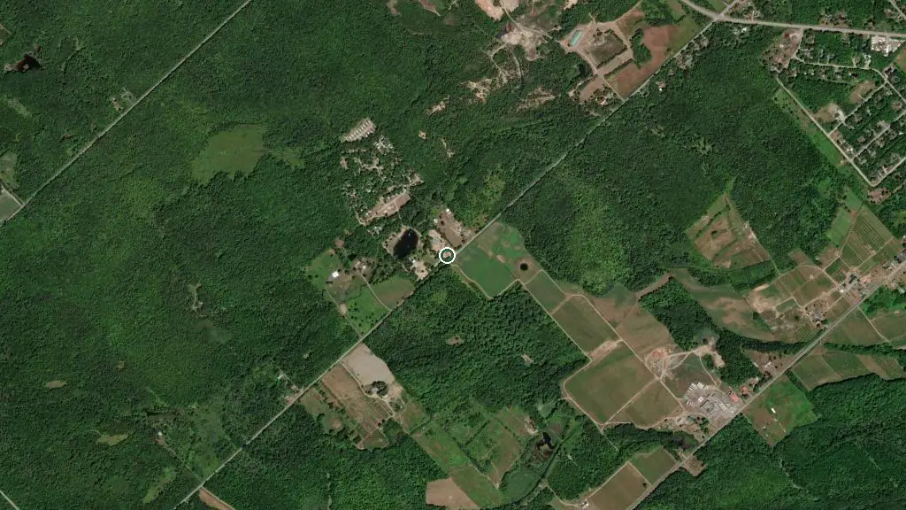 Aerial view of Camping du Lac Sandysun and surroundings