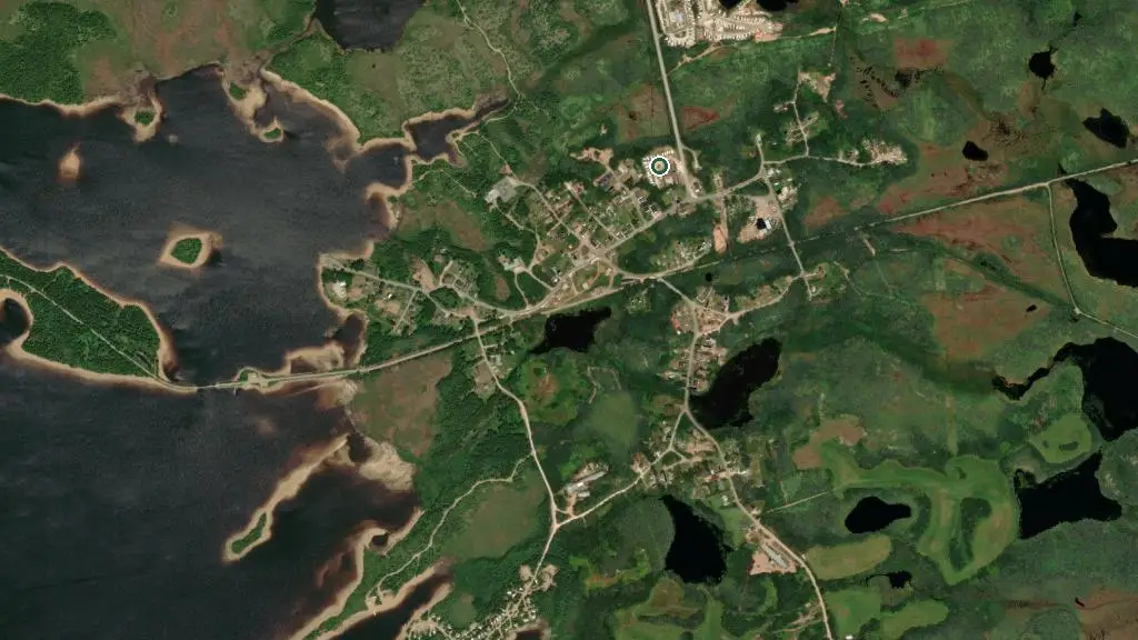 Aerial view of Howley Tourist Lodge and surroundings