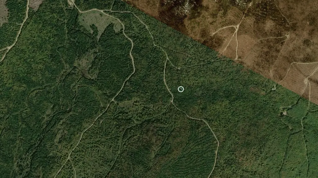 Aerial view of Refuge Cap du Salut and surroundings