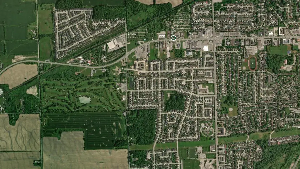 Aerial view of Niagara Falls KOA Holiday and surroundings