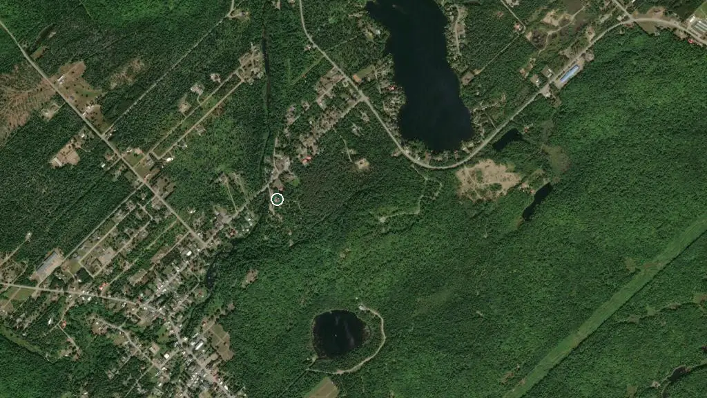 Aerial view of Chez Mel & Nico Camping Insolite and surroundings