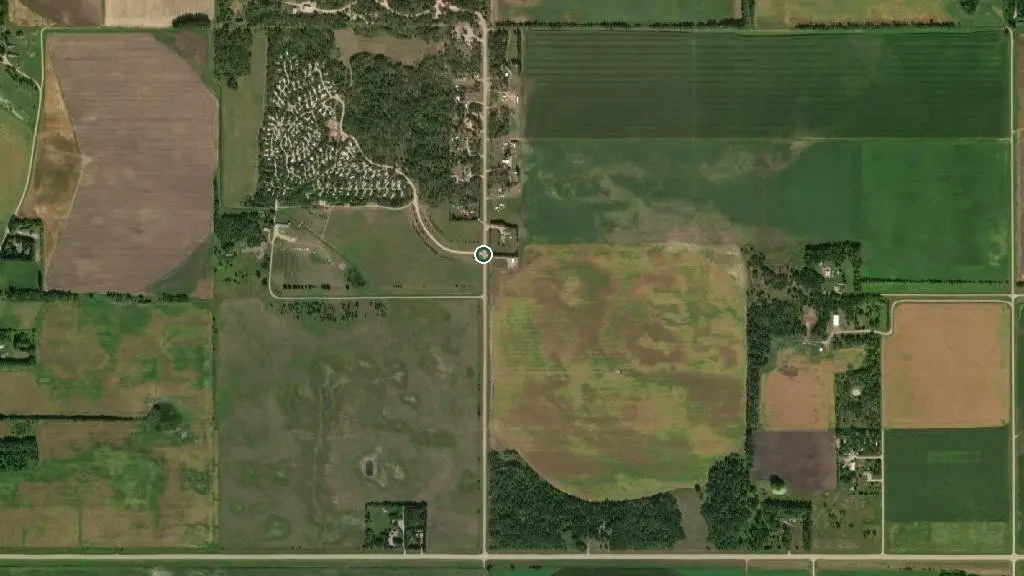 Aerial view of Stephenfield Lake Resort and surroundings
