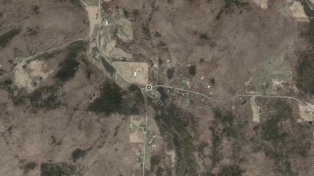 Aerial view of Camping Fairmount and surroundings